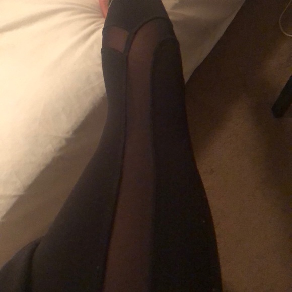 PINK Ultimate Leggings. - Picture 3 of 5